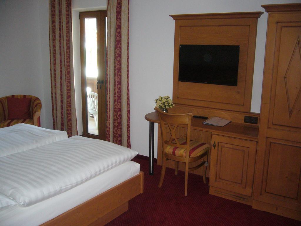 Alpenhotel Pfaffenwinkel Peiting Room photo